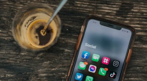 Facebook, Instagram, Snapchat, TikTok… Comment se servir des réseaux sociaux pour vendre en ligne ?