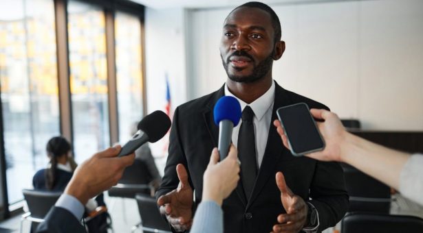 Rapport Cision 2025 : Ce que les journalistes attendent (vraiment) des RP