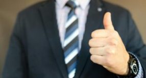 Un programme ambassadeurs, la solution pour retrouver sa visibilité sur les réseaux sociaux ?