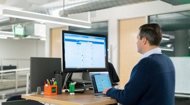Publier trop sur Linkedin nuit-il à vos performances ?