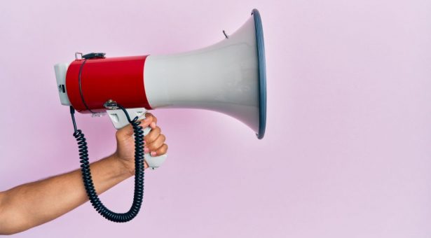 Puis-je annoncer ma perte d’emploi sur LinkedIn?