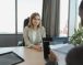 Et si la baisse de l’emploi des juniors provenait moins de l&rsquo;IA que… du télétravail ?