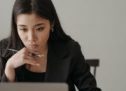 Le paradoxe de la productivité avec l&rsquo;IA : Pourquoi les entreprises ne perçoivent pas son impact ?